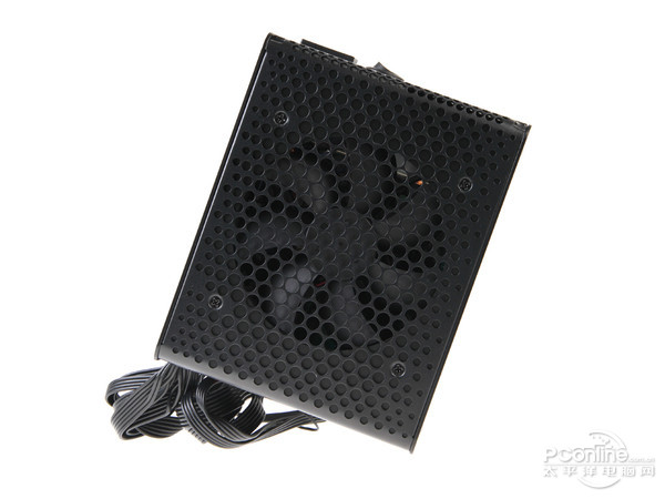 先马 金牌750W 先马 金牌750W