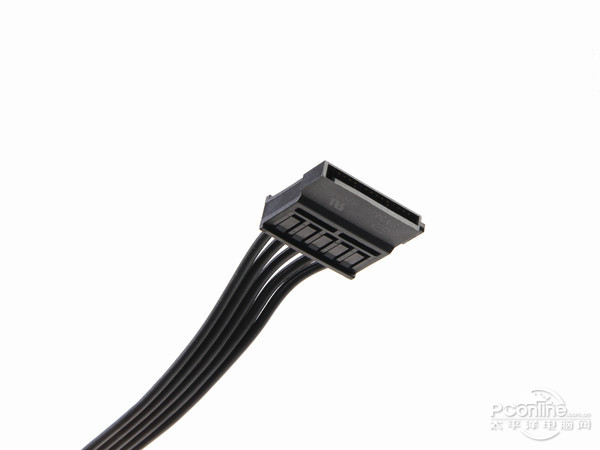 先马 金牌750W 先马 金牌750W