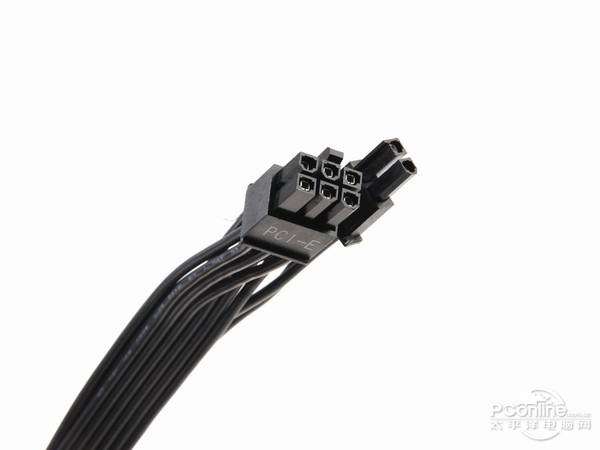 先马 金牌750W 先马 金牌750W