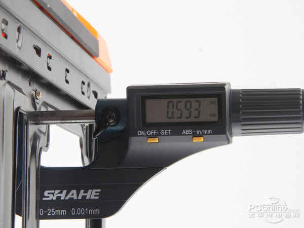 鑫谷战舰EVO主托板厚度 鑫谷战舰EVO主托板厚度