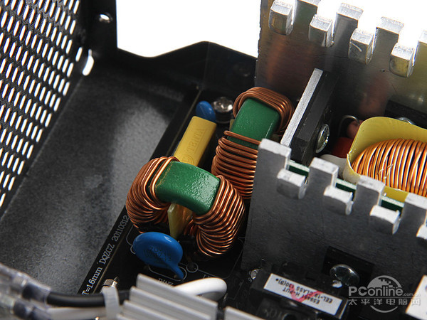 游戏悍将 霸道6 R550 游戏悍将 霸道6 R550