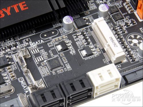 技嘉 GA-Z77X-U7评测 技嘉 GA-Z77X-U7评测