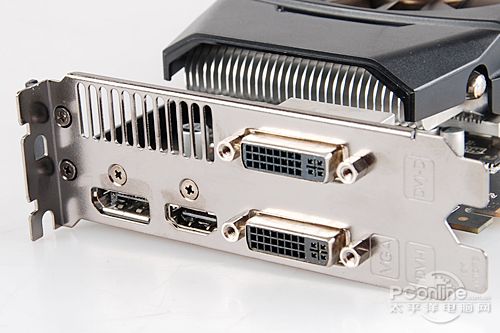 华硕CG1330三联屏台机