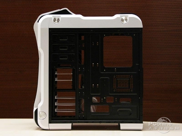 游戏悍将变形金刚3至尊版雪装