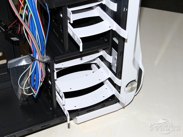 游戏悍将变形金刚3至尊版雪装