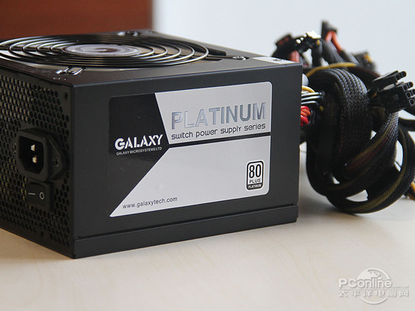 影驰 白金600W 影驰 白金600W