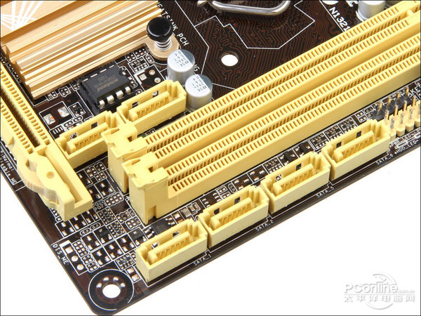 华硕 H87I-Plus 评测