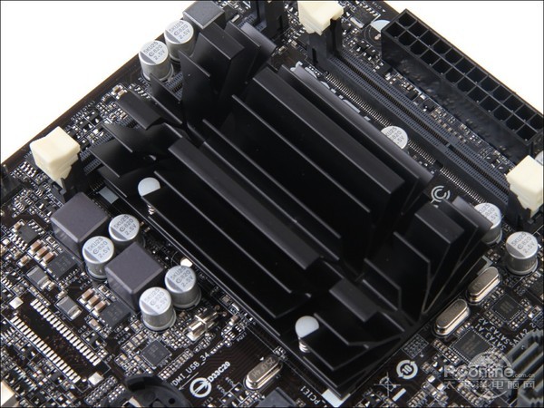 华擎Q2900-ITX 华擎Q2900-ITX