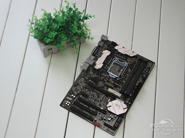 七彩虹 战斧C.Z170-D3 V20评测 七彩虹 战斧C.Z170-D3 V20评测