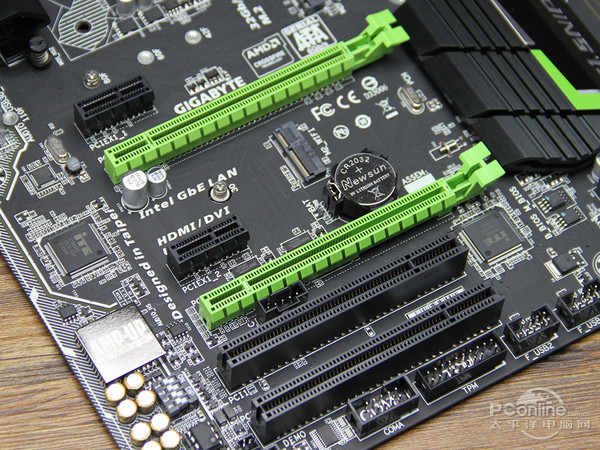 技嘉G1.Sniper B7主板评测 技嘉G1.Sniper B7主板评测