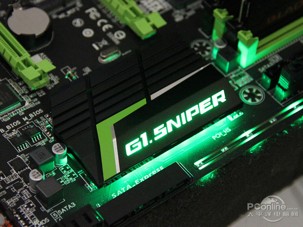 技嘉G1.Sniper B7主板评测 技嘉G1.Sniper B7主板评测