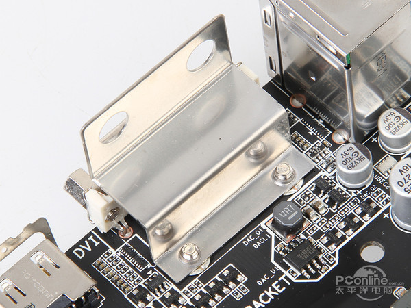 技嘉G1.Sniper B7主板评测 技嘉G1.Sniper B7主板评测