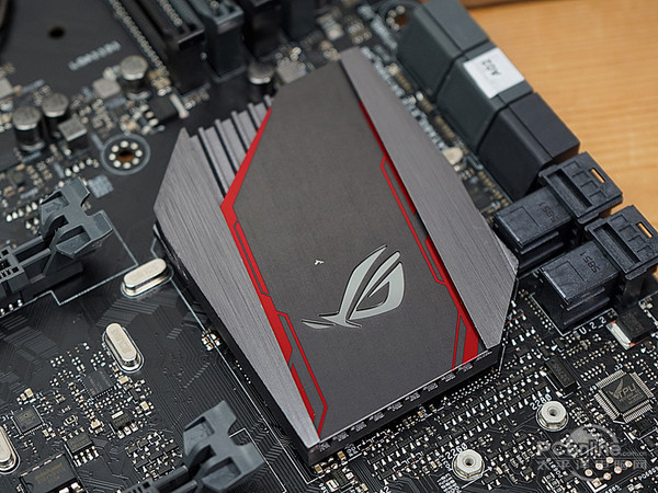 华硕M8H Alpha评测