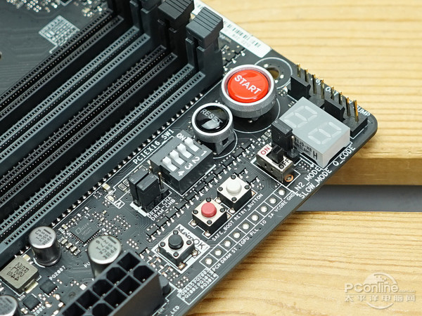ROG MAXIMUS VIII EXTREME深 ROG MAXIMUS VIII EXTREME深