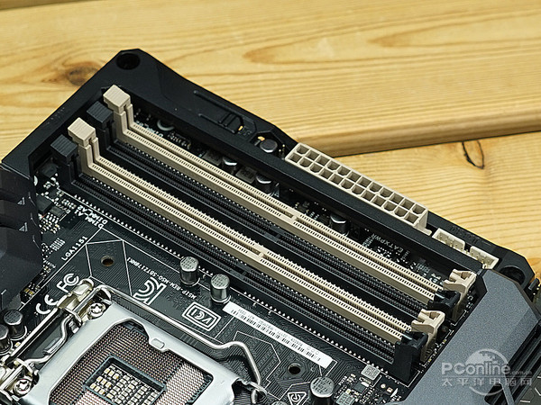 华硕 Z170 剑齿虎