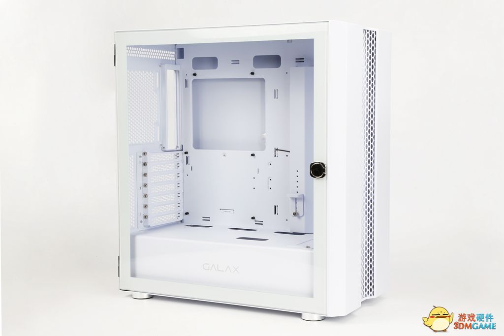 8月装机推荐丨又是被白色诱惑的一天……