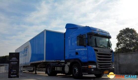 欧洲卡车模拟2 超写实中通快递卡车modv1.0