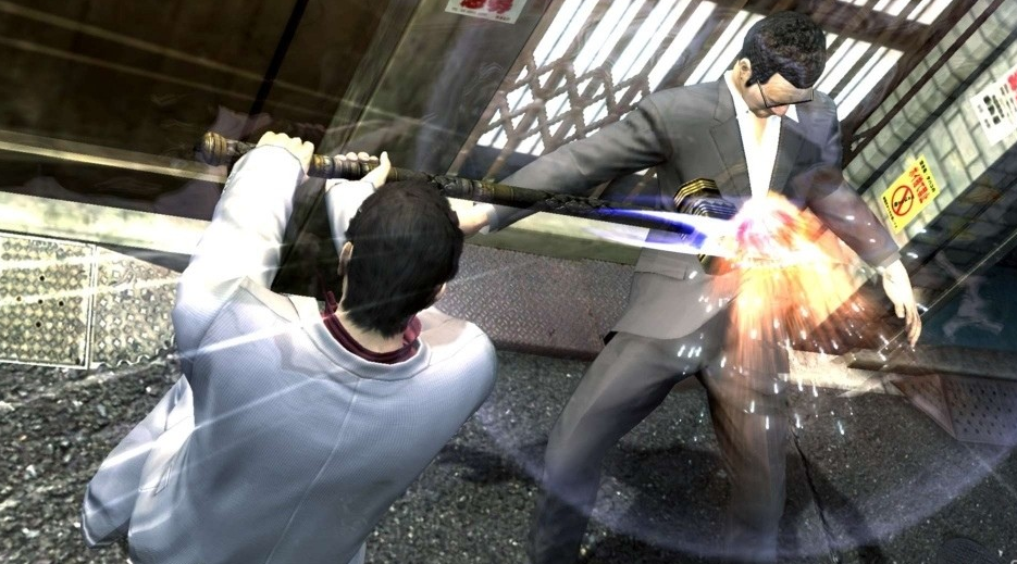 依然火爆  PS4版《如龙4：传说的继承者》最新战斗系统截图