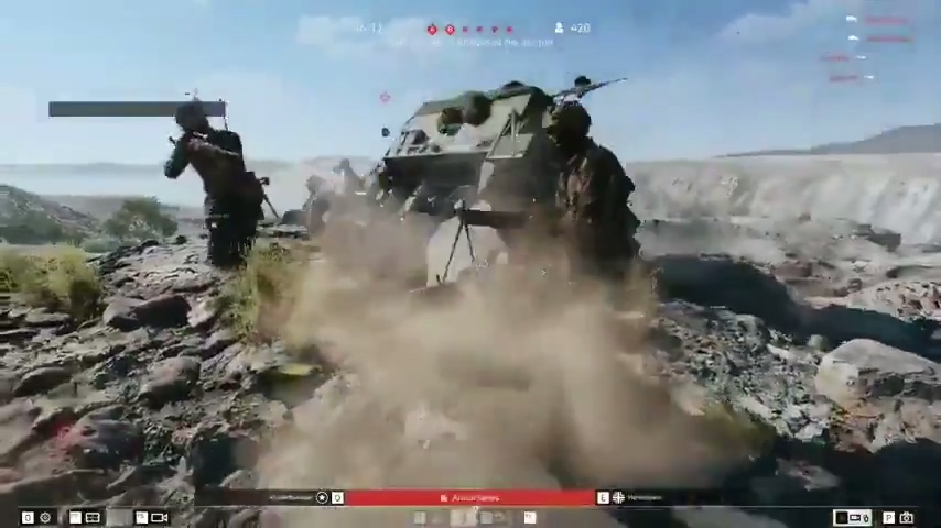 《战地5》玩家开挂遭队友围堵 不能移动被坦克轧死