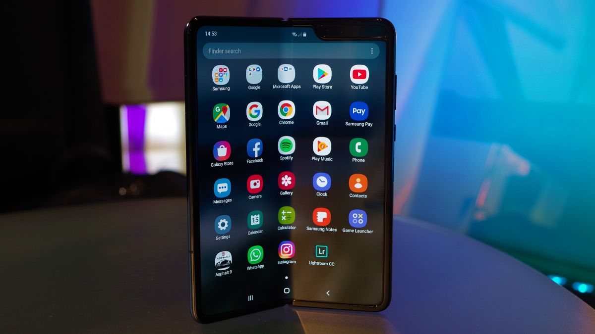三星将回收所有用于测评的Galaxy Fold折叠手机