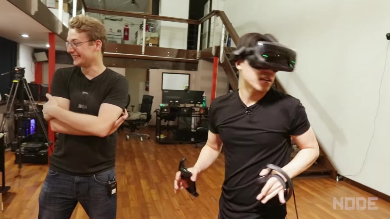 《Boneworks》是一款可让玩家拥有手臂的VR游戏