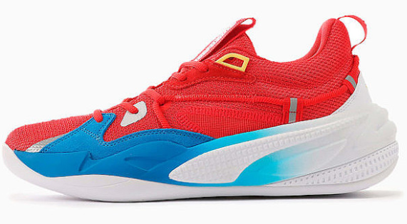 彪马联动马里奥推出新品篮球鞋 红蓝色调美观实用