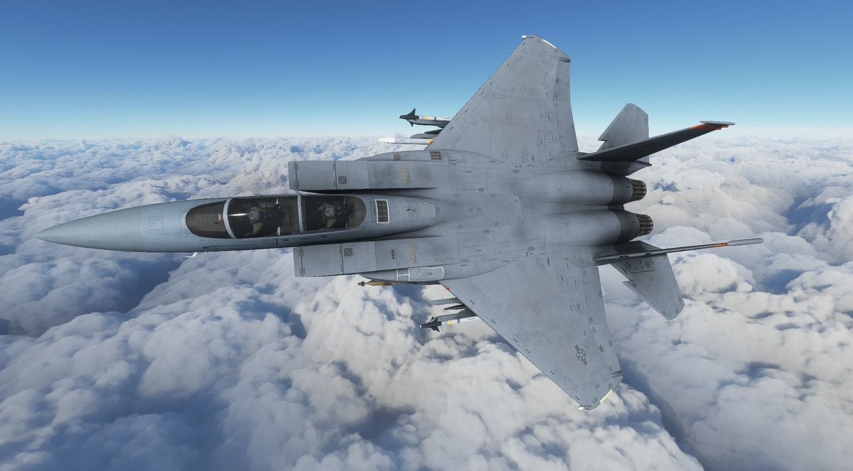 在《微软飞行模拟》快要可以驾驶F-15战斗机了