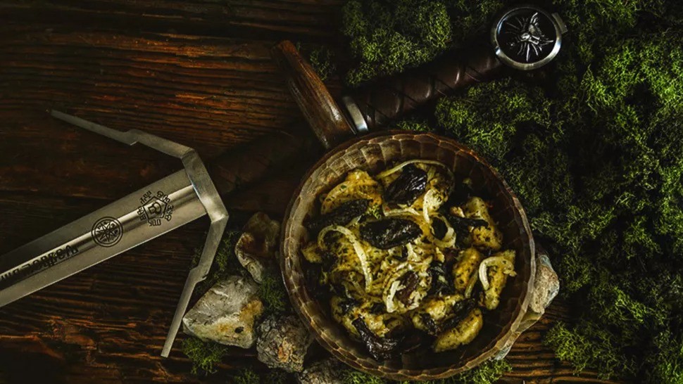 《巫师》官方食谱将于10月推出 做出游戏里的美食