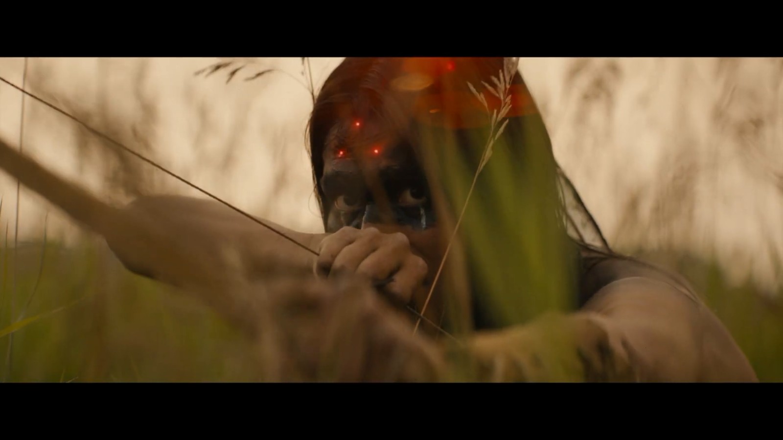 《铁血战士：猎物》首曝预告 8月5日播出