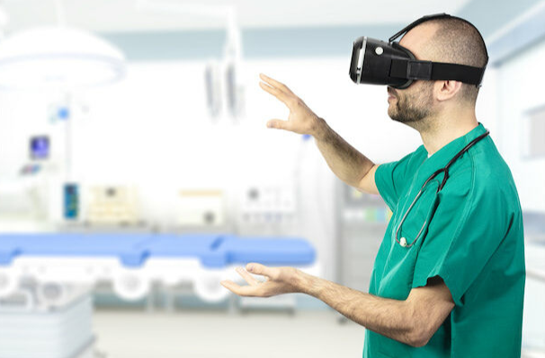 最新调研 AR/VR应用医疗领域市场5年达到100亿美元规模