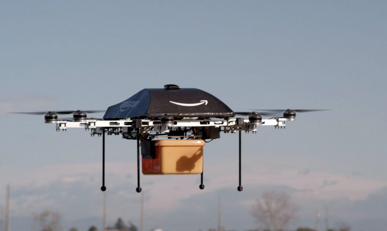 亚马逊开始在美国加州和德州使用无人机送货