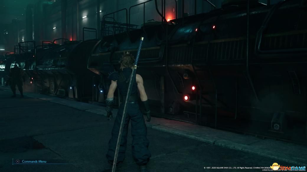 《最终幻想7：重制版》克劳德钢铁剑替换萨菲罗斯的正宗刀MOD