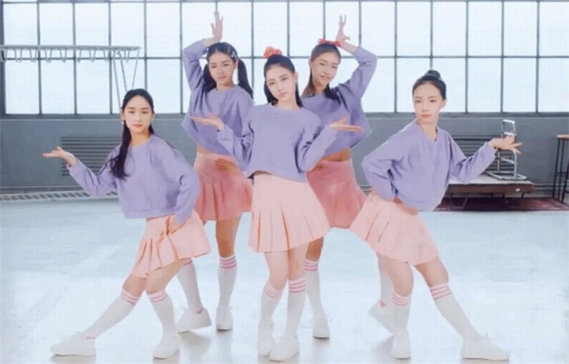 韩国推出AI技术打造的虚拟女团 可以远离丑闻？