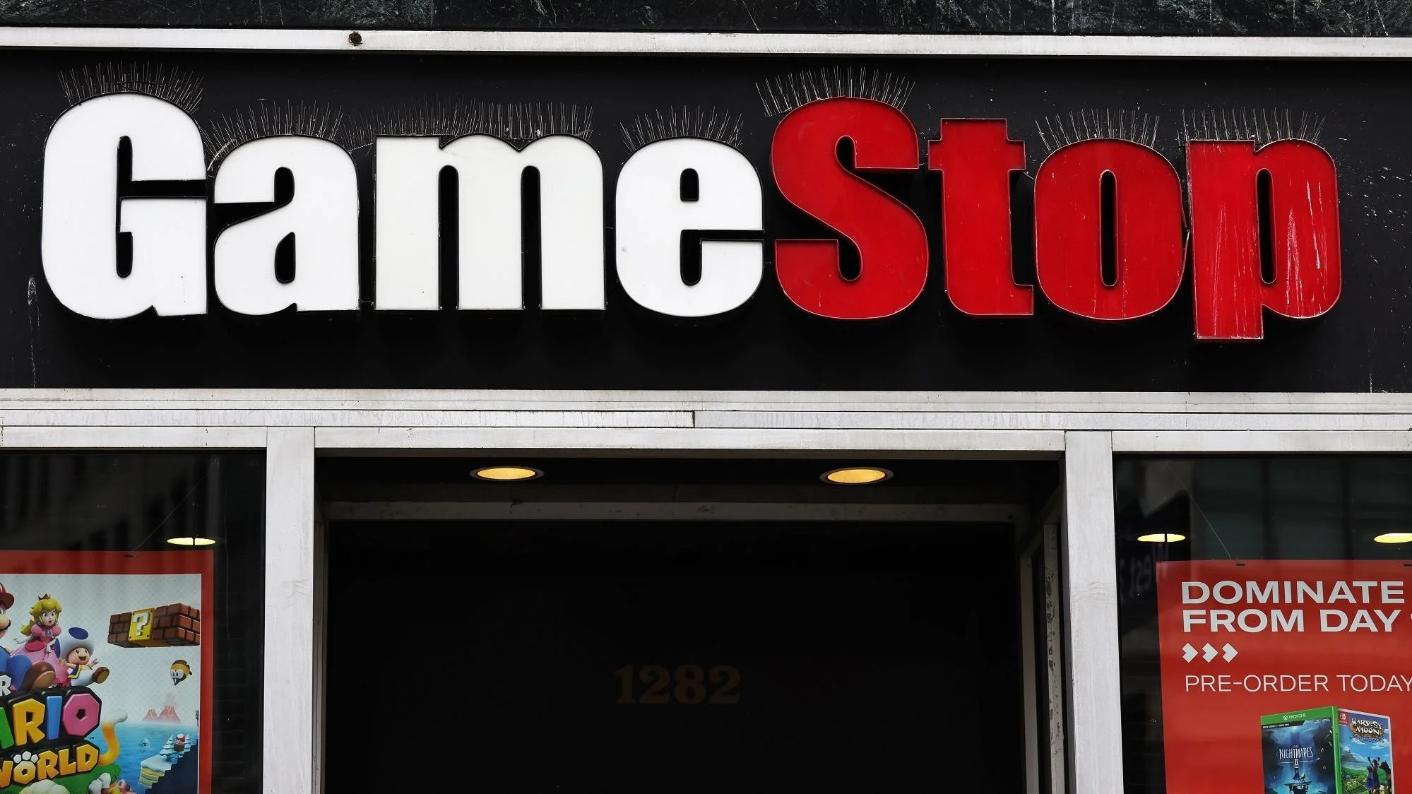 GameStop新CEO呼吁员工节衣缩食：不能再亏下去了
