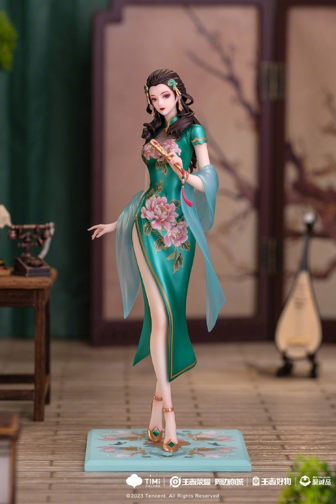 《王者荣耀》“四大美女”旗袍手办开售 3D打印超逼真