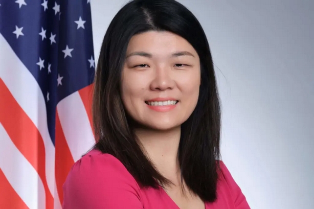美国纽约华裔议员被指使用AI回答媒体问题
