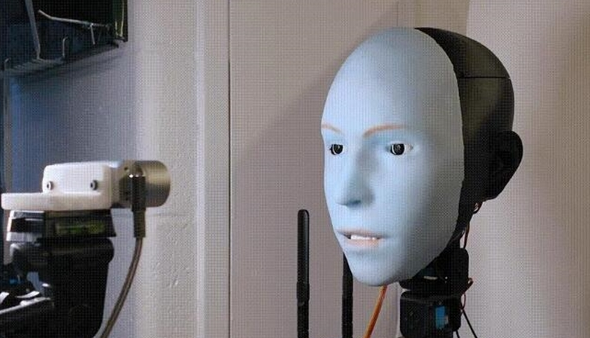 哥大团队开发人脸机器人 可照镜子自主模仿人类表情
