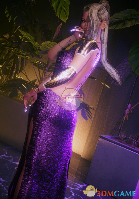 《赛博朋克2077》性感露背礼服MOD