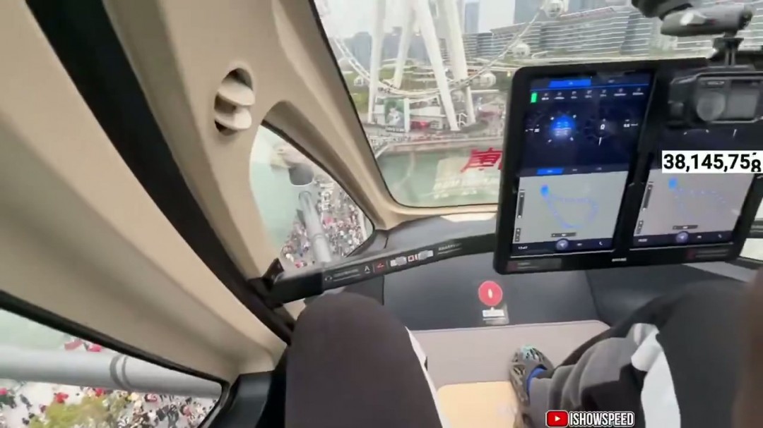 差点被吓哭！甲亢哥中国深圳体验飞行汽车