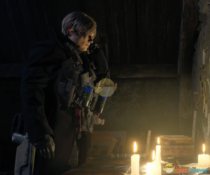 《生化危机4：重制版》里昂的黑色战术风衣MOD