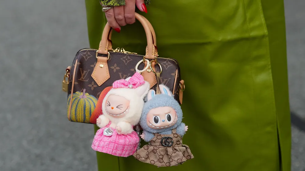 中国潮玩Labubu将登大银幕！索尼影业获电影改编权