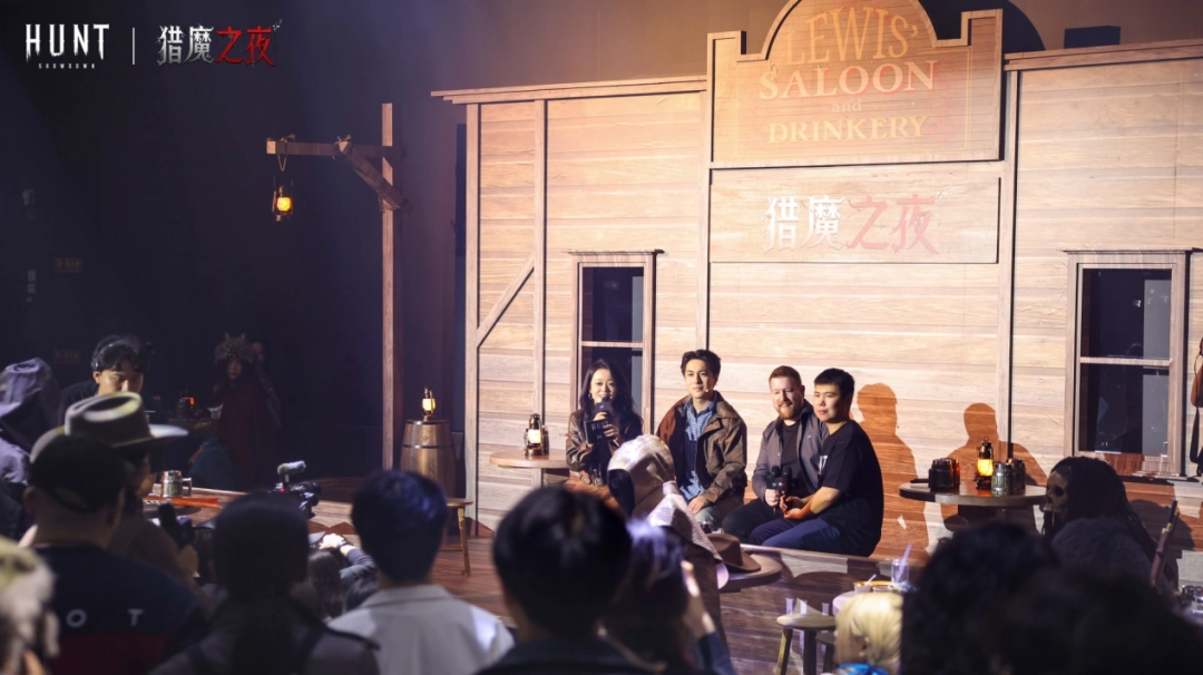 把一群老外带到重庆参加多人运动，这游戏玩的越来越大了