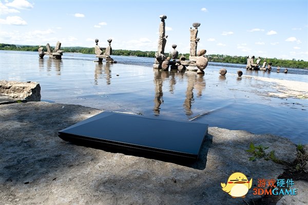 16核心锐龙9 5950X硬塞入笔记本：顶配近10万元！