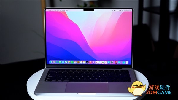 顶级屏幕竟会过热降亮度！苹果官方回应：待机休眠冷静下