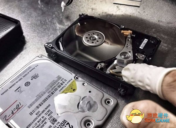 DIY从入门到放弃：买机械硬盘不会后悔