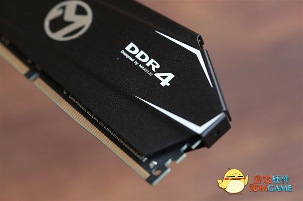 为啥高玩选内存不看频率看时序？一文读懂内存时序