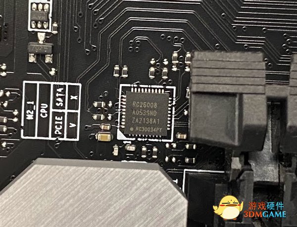 超频、PCIe 5.0！Intel B660千元主板喜获两大神技