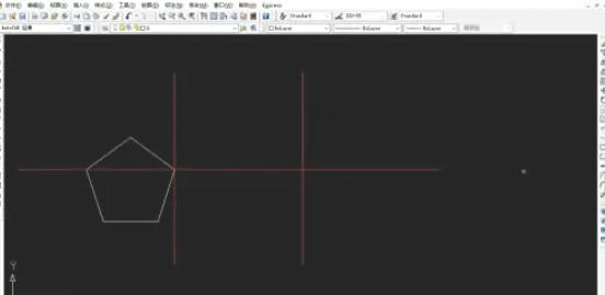 AutoCAD2007怎么拉伸图形