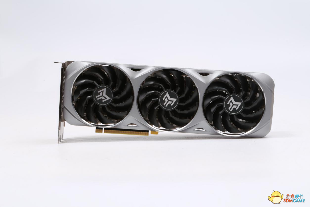 装机推荐|五彩斑斓黑也能打造主机？小白分体式水冷初体验