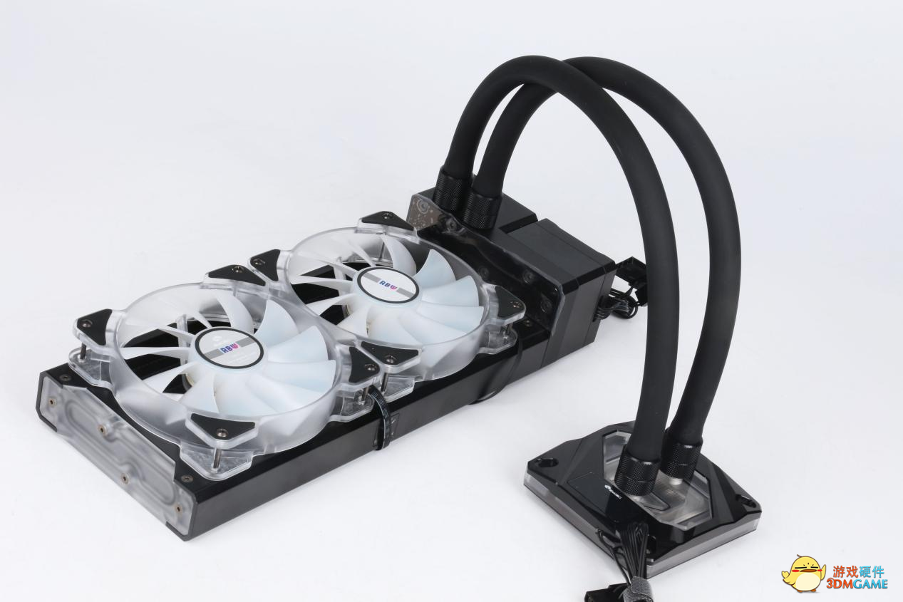 装机推荐|五彩斑斓黑也能打造主机？小白分体式水冷初体验